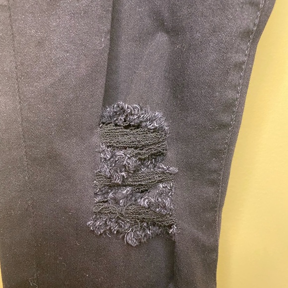 CP Jeans Super Stretchy Distressed Skinny Jeans - Picture 4 of 9